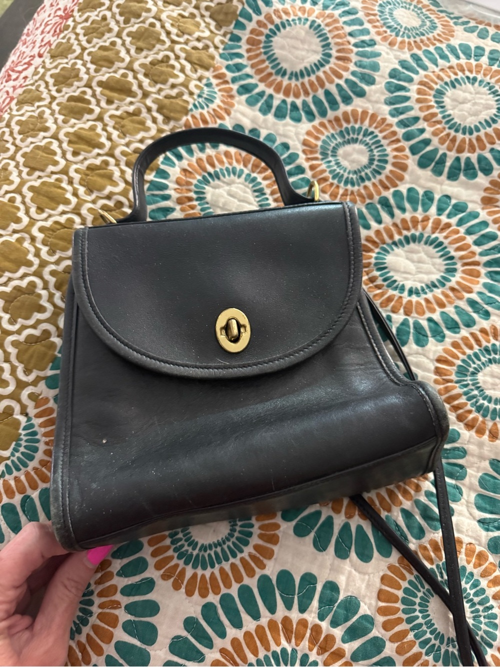 Vintage Coach Regina handbag in black